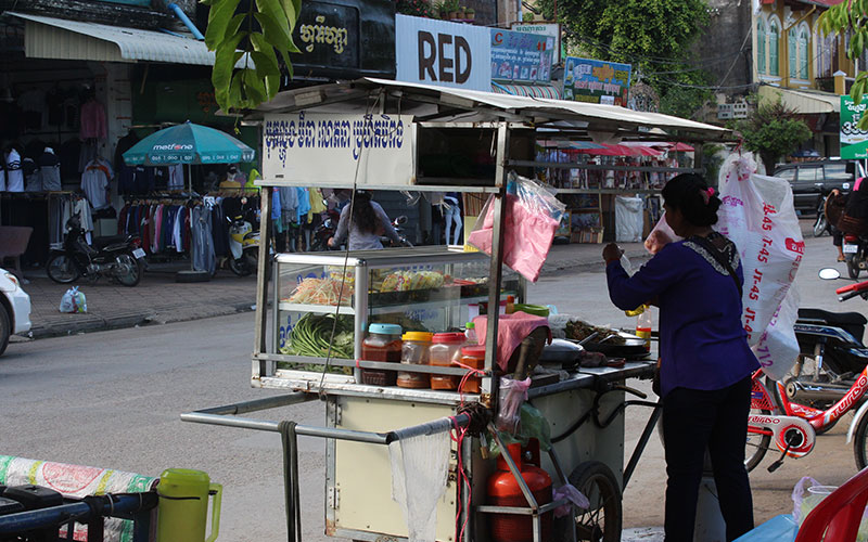 menjar al carrer a Cambodja
