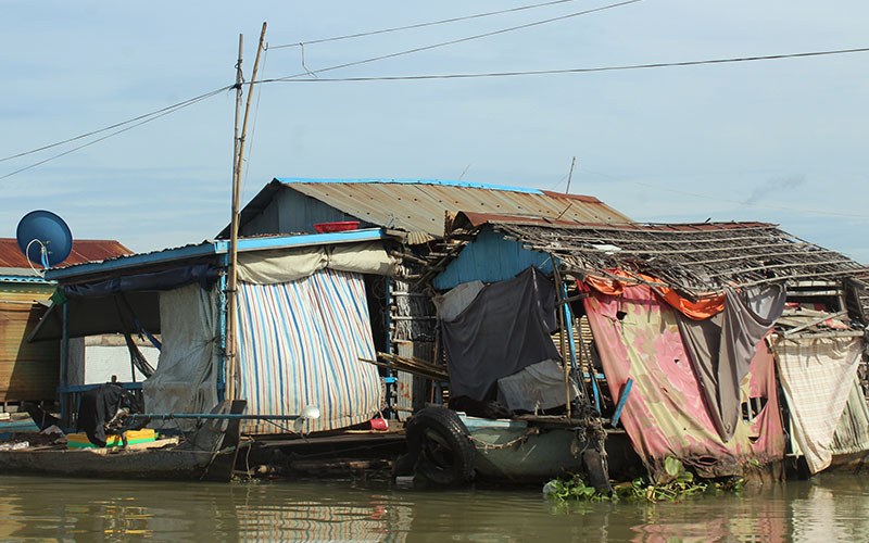 pobles flotants Cambodja