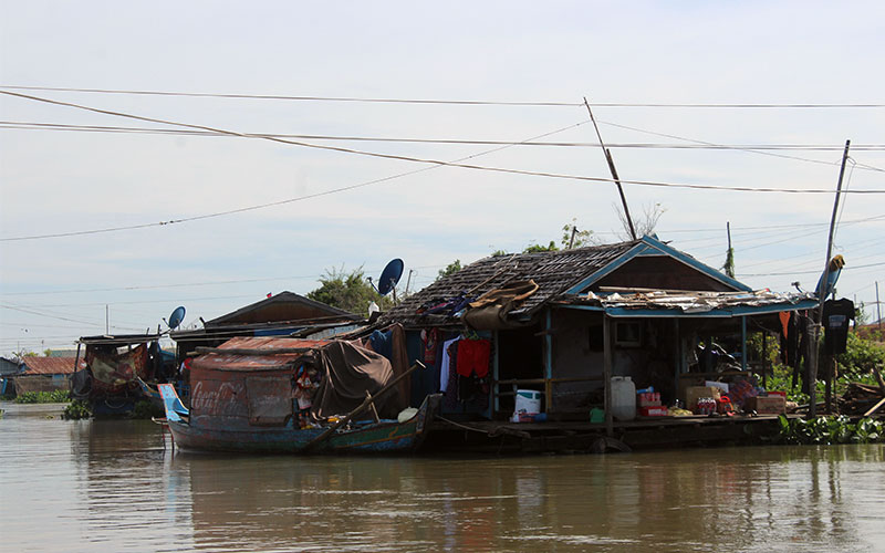com visitar els pobles flotants de Cambodja