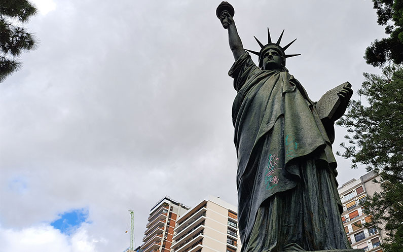 estatua de la llibertat a Buenos Aires